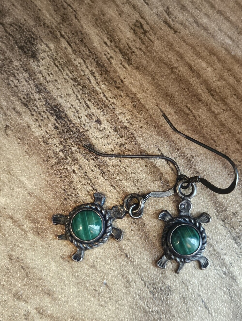 Vintage Sterling Silver Malachite Turtle Dangle Earrings | Southwestern Style